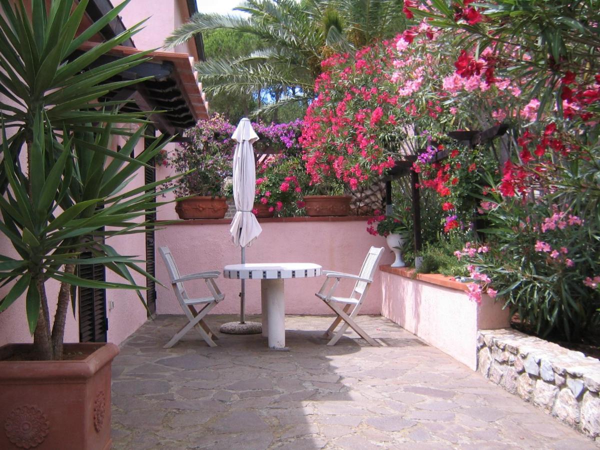 Studio-Appartment In Landhaus Mit Meerblick Porto Azzurro Zewnętrze zdjęcie